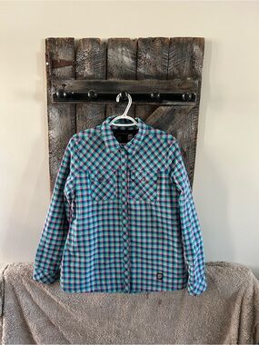 Women's Orage  Plaid Button-Down Shirt Jacket in Teal and Pink